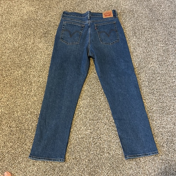 Levi’s Wedgie Straight - Picture 2 of 3